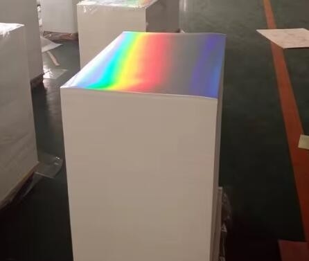 금속화 된 무지개 홀로그램 종이판 / 롤 UV 인쇄 및 포장용 종이 상자