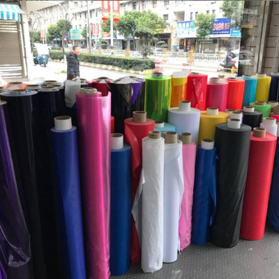 PVC 부드러운 접착제 투명한 필름 색상 PVC 얼음 색상 반짝이는 접착제 PVC 필름